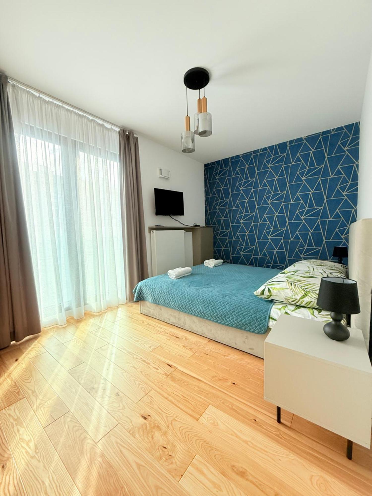 Апартаменти Vistula Avenue Free Parking, Swimming Pool, Sauna & Gym Краків