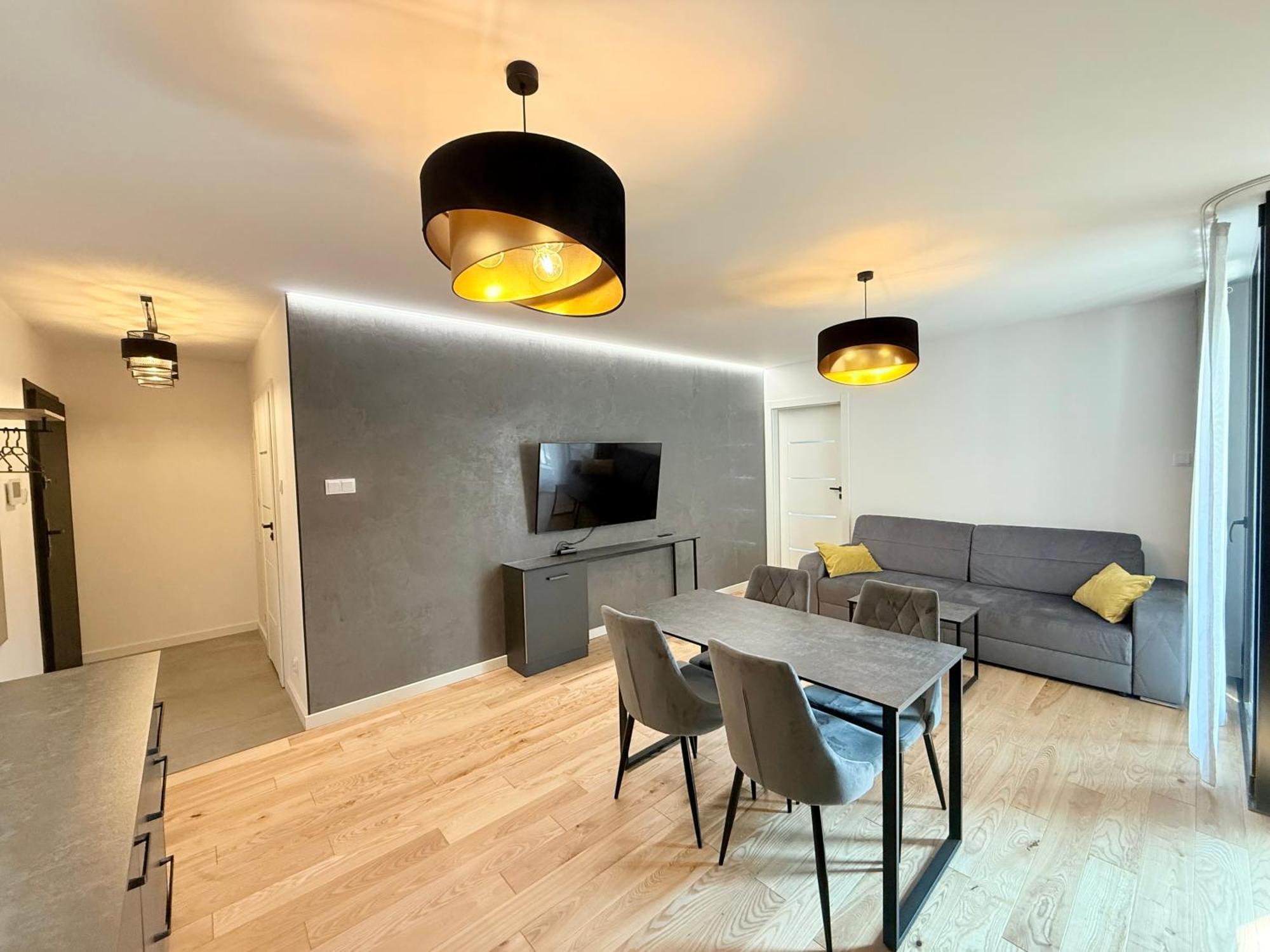 Vistula Avenue Free Parking, Swimming Pool, Sauna & Gym * Краків